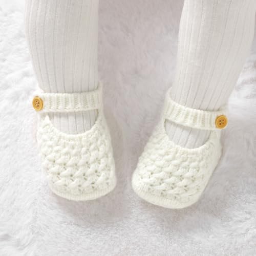 Soft and warm baby booties for walking