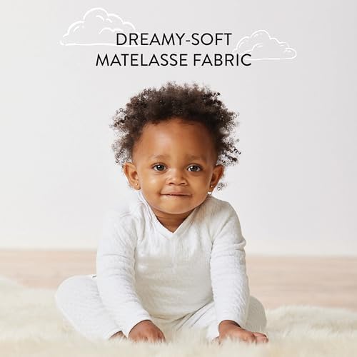 Reassuringly soft and gentle our best-selling Romper for growing babies
