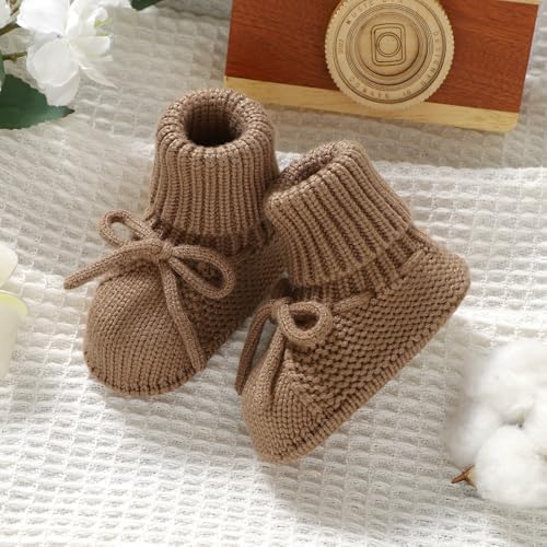 Mimixiong Adjustable Baby Booties - Soft Machine Washable Cozy Socks for Newborns