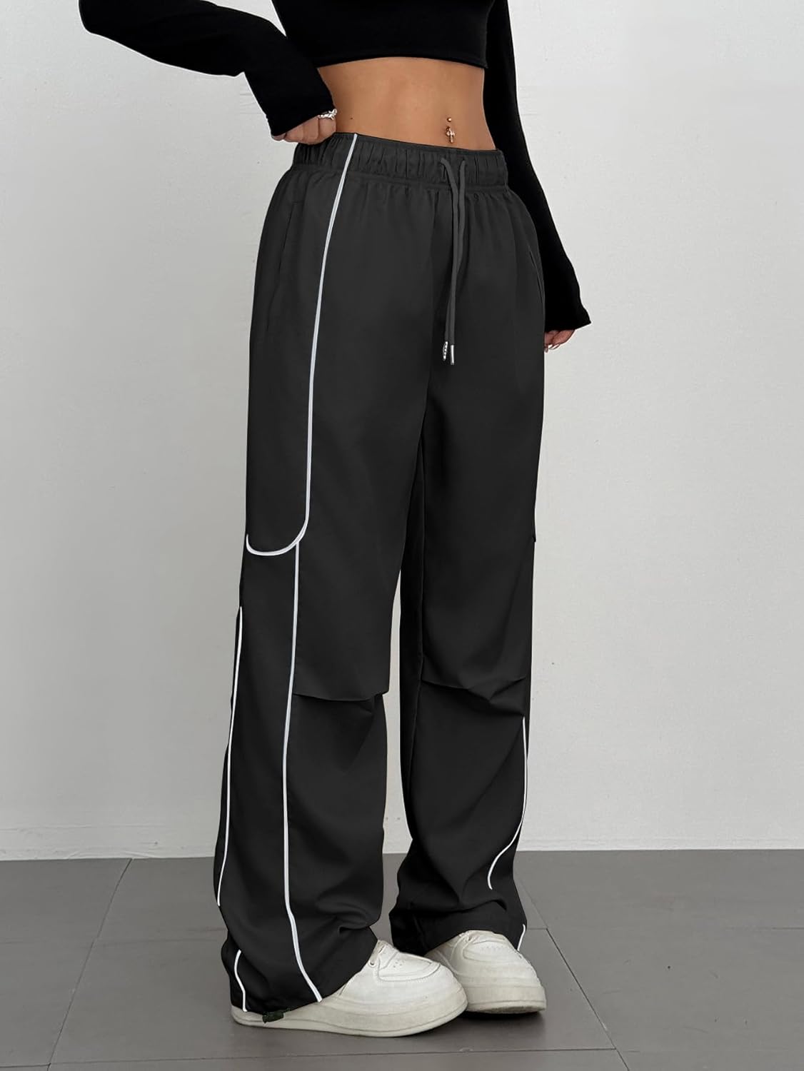 ZAFUL Womens Parachute Sweatpants Y2K Design with Pockets Unique Streetwear for Women