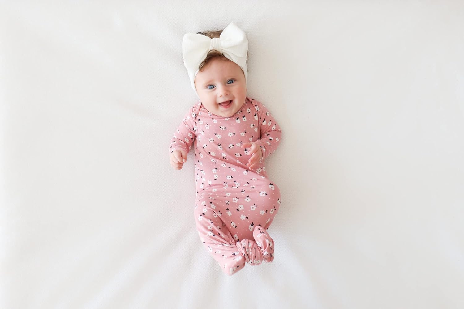 Posh Peanut Newborn Knotted Gowns 0-3 Months
