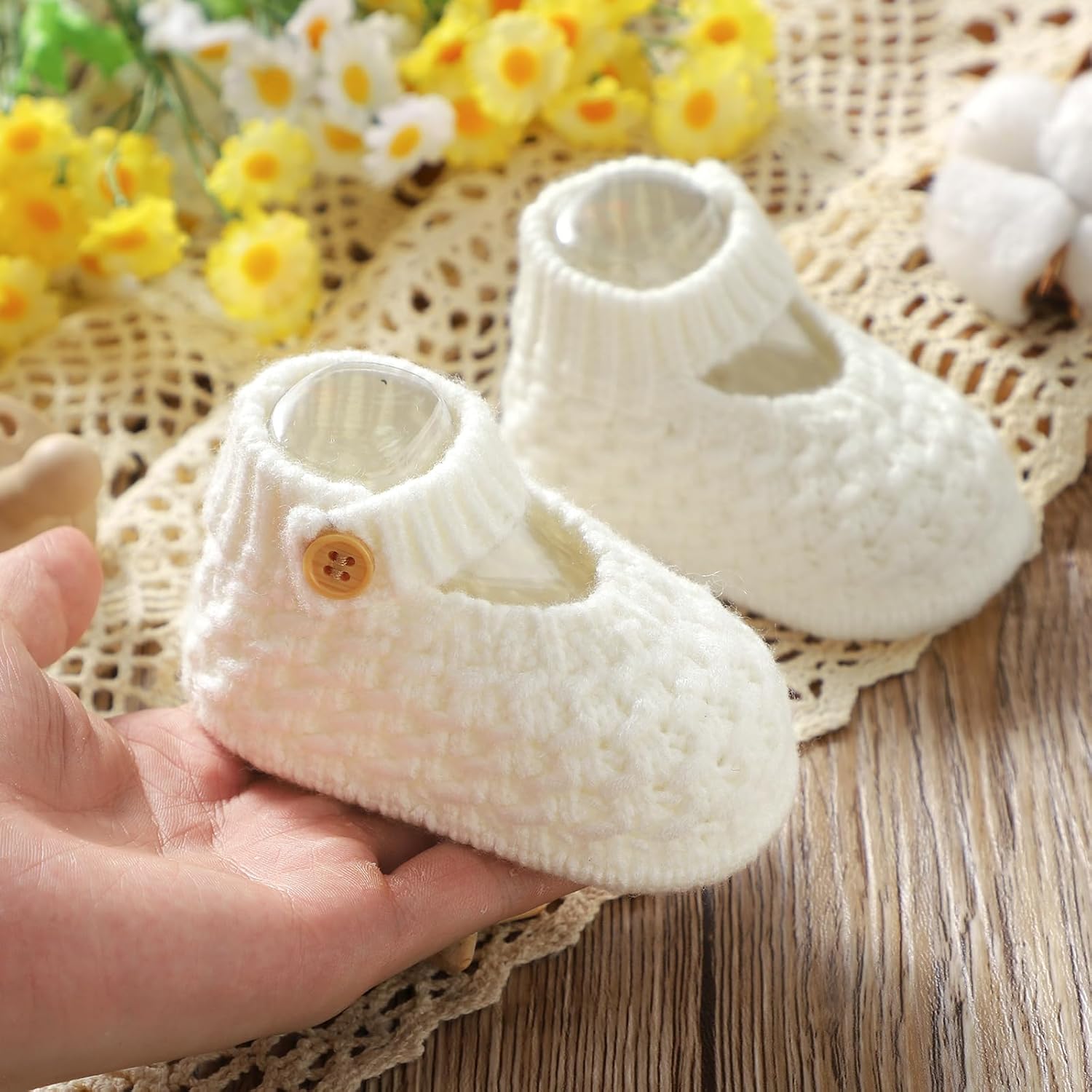 Soft and warm baby booties for walking