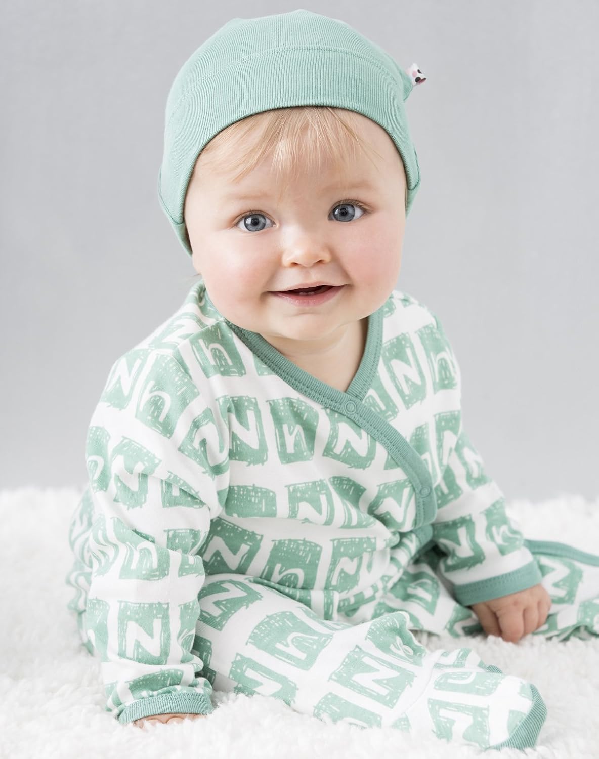 Chic Babysoy Organic Alphabet Onepiece 03-06 Months
