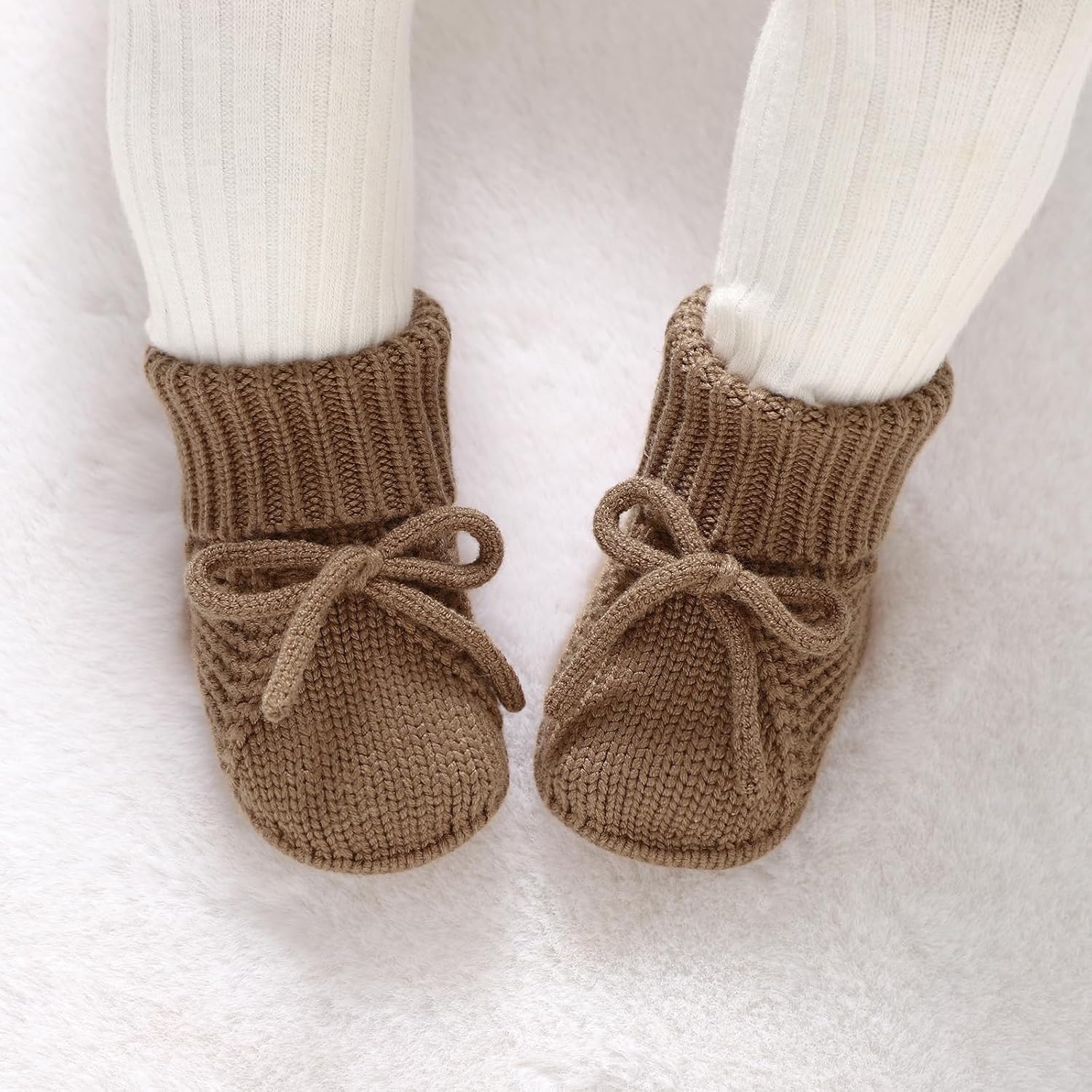 Mimixiong Adjustable Baby Booties - Soft Machine Washable Cozy Socks for Newborns