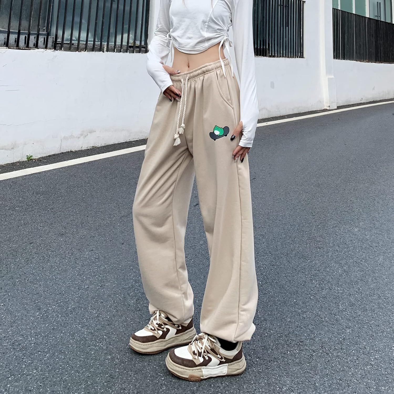 Frog Skateboard Womens Comfy Joggers