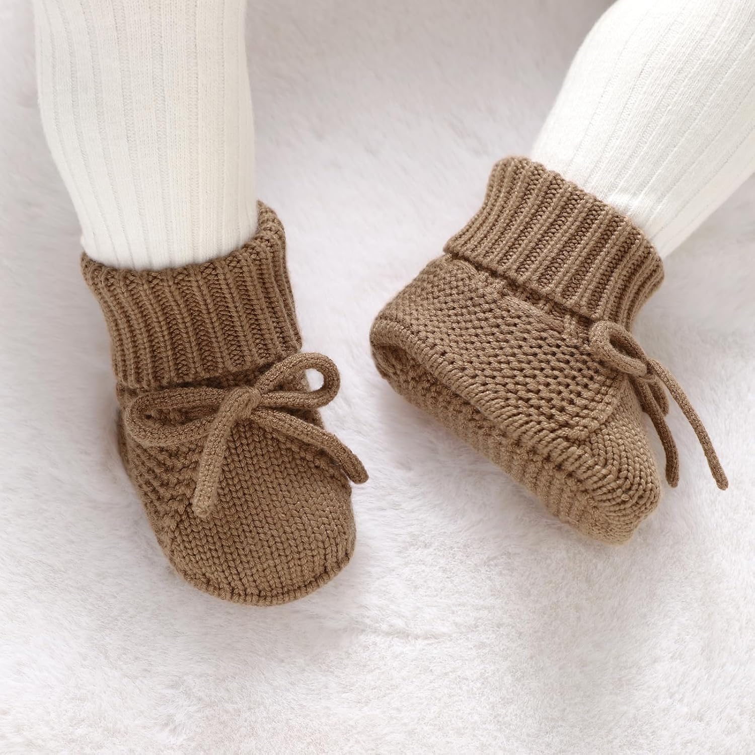 Mimixiong Adjustable Baby Booties - Soft Machine Washable Cozy Socks for Newborns